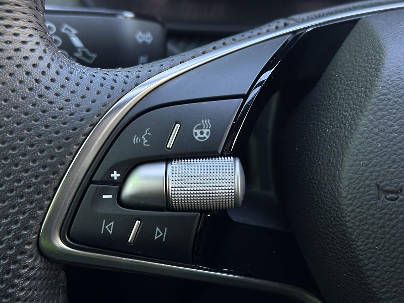 Škoda Scala 1.0TSi 116PS Monte Carlo Matri - fotka 19 z 46