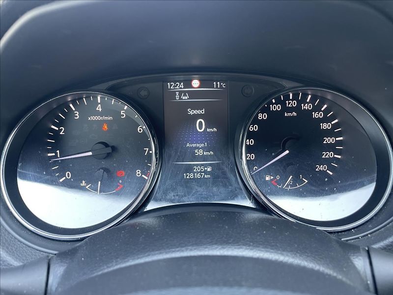 Nissan Qashqai 1,2 DIG-T  Acenta - fotka 14 z 15