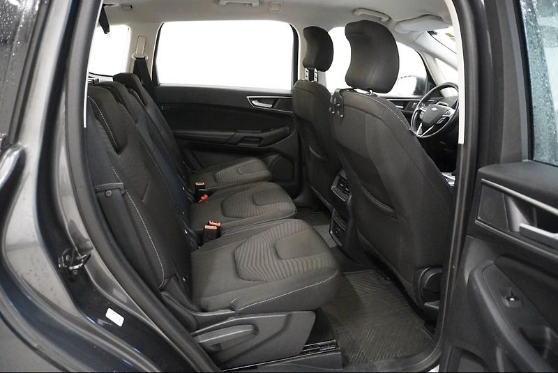 Ford S-MAX  2,0 TDCI 110kW AUTOMAT - fotka 18 z 35