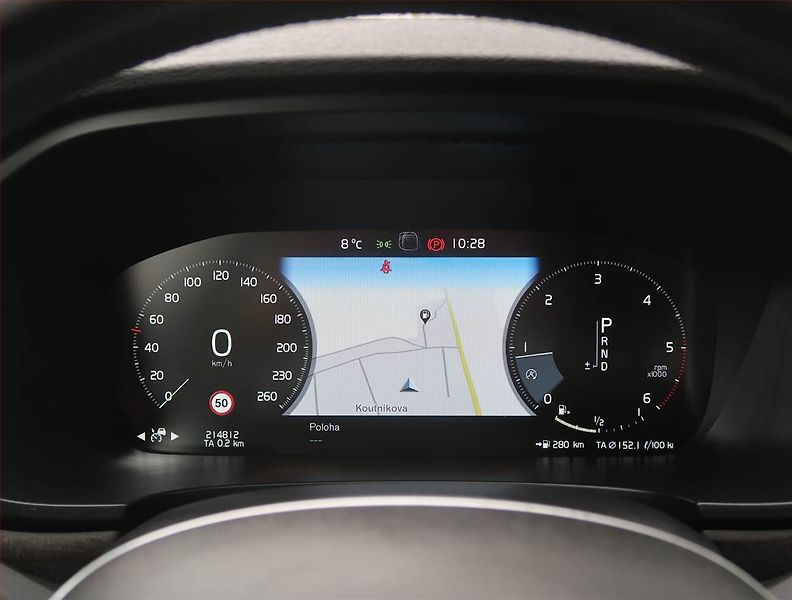 Volvo V90 (2019) Cross Country - fotka 11 z 29