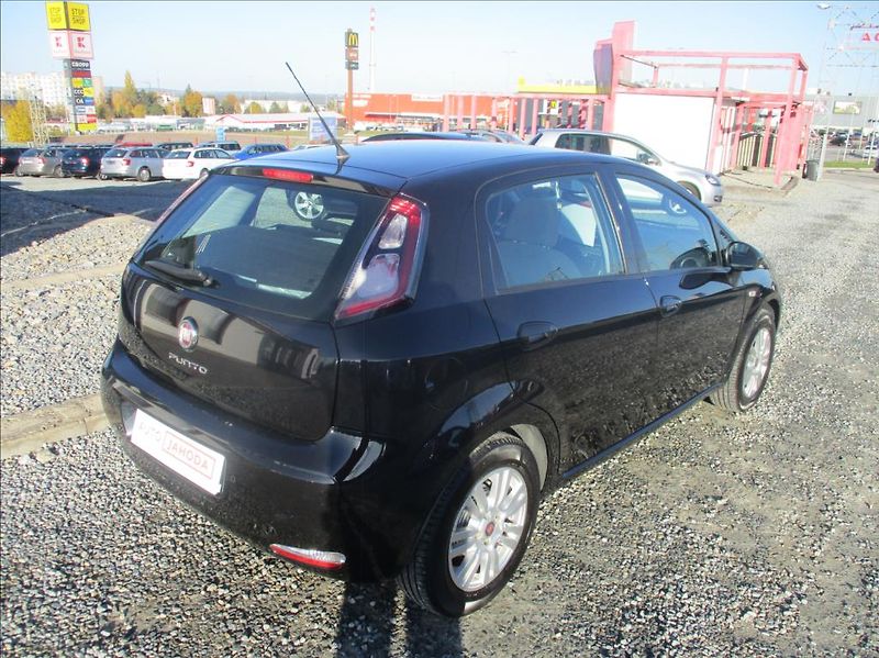Fiat Punto 1,2 i, aut.klima,servis,1.maj, - fotka 9 z 33