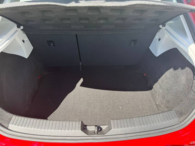 Seat Leon (2016) 1.4 TSI 92 kW Style - fotka 19 z 20