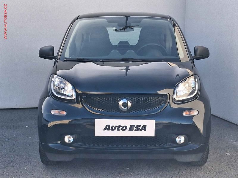 Smart Fortwo (2017) 1.0i, Passion, AC - fotka 2 z 16