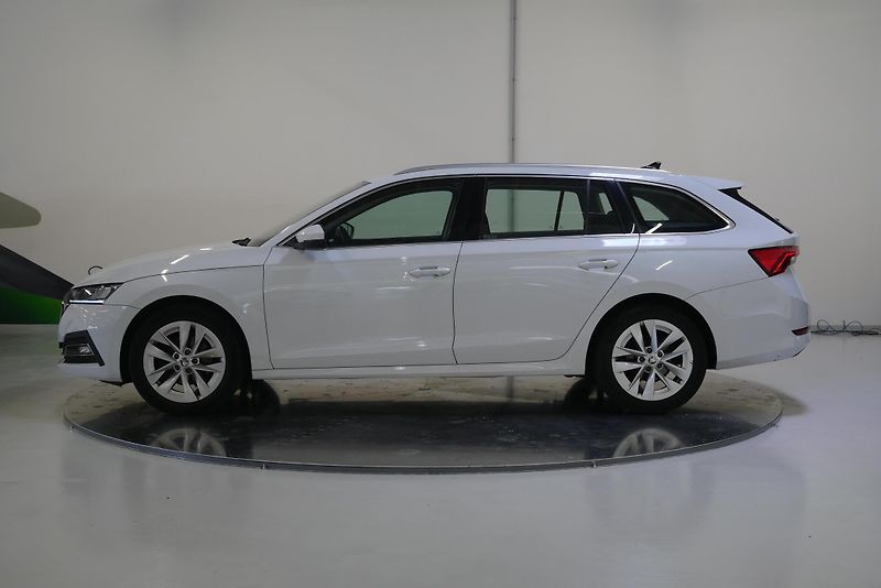 Škoda Octavia - fotka 3 z 25