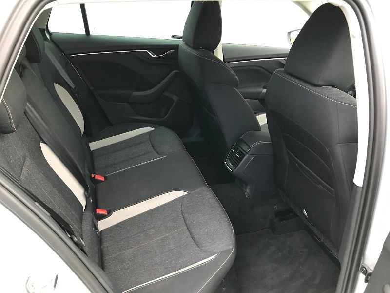 Škoda Scala (2025) SELEC TSI 110/1.5 A7F - fotka 12 z 25