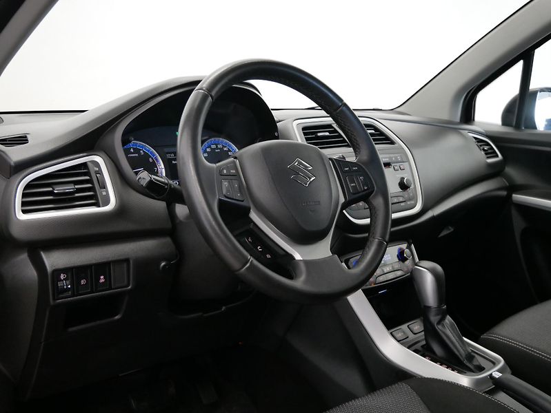 Suzuki SX4 - fotka 14 z 24
