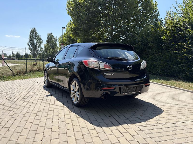 Mazda 3 1.6 90th Anniversary - fotka 6 z 27