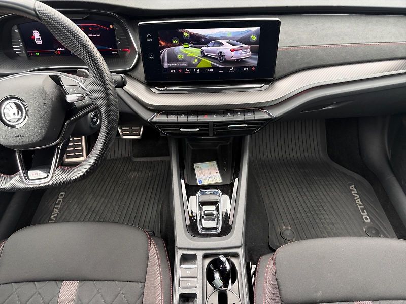 Škoda Octavia (2023) RS 2.0TDI 147kW 4x4 DSG TAŽNÉ  - fotka 10 z 11
