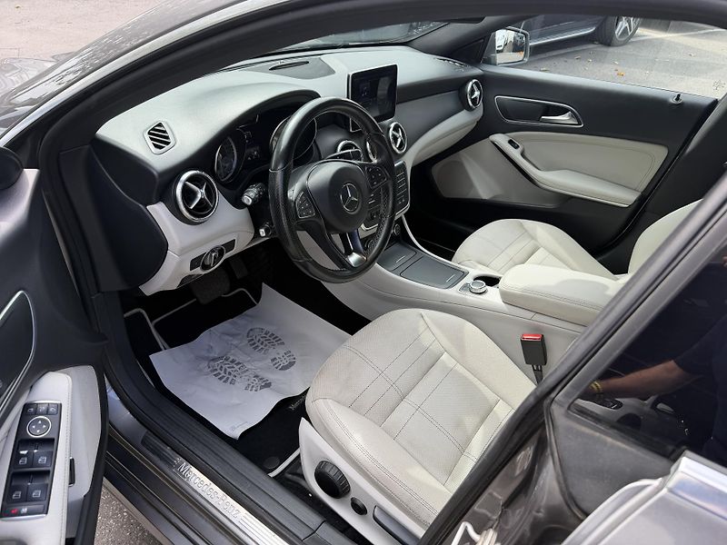 Mercedes-Benz CLA 180 SB aut. - fotka 9 z 22