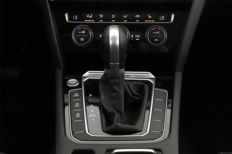 Volkswagen Passat (2016) 2.0 BiTDI, 4X4, Automat - fotka 14 z 17