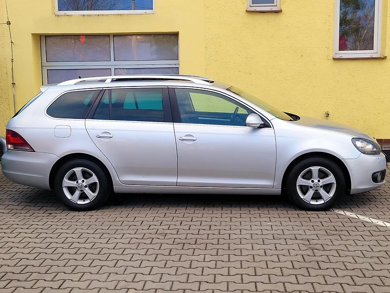 Volkswagen Golf 1,4 TSi Highline ROZVODY     - fotka 6 z 40