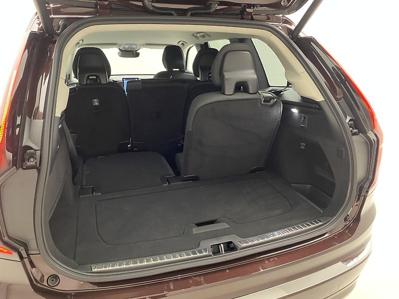 Volvo XC90 (2026) T8 AWD Plug-in BRIGHT PLUS 7m - fotka 22 z 72