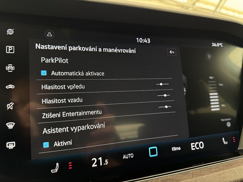 Volkswagen Touareg 3.0Tdi*1-MAJ*DPH*ELEGANCE* - fotka 36 z 46