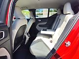 Volvo XC40 D3 2.0D Momentum Pro AT - náhled 12