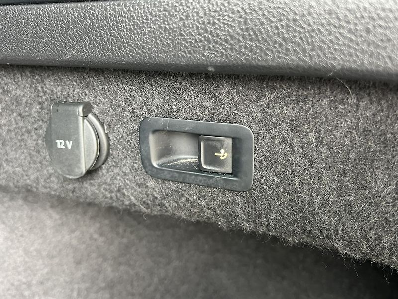 Volkswagen Passat (2023) 2.0TDI 147kW 4X4 DSG TAŽNÉ  - fotka 22 z 27