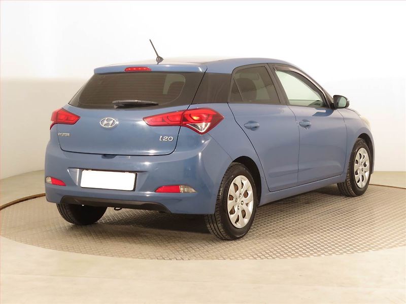 Hyundai i20 (2016) Active 1.2, Serv.kniha - fotka 5 z 14