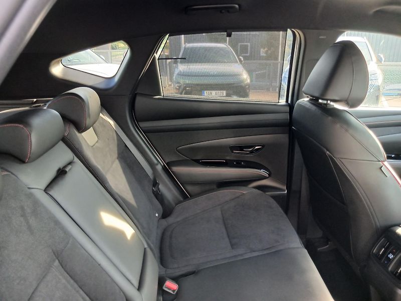 Hyundai Tucson Hybrid, 1,6T-GDI HEV N-LINE - fotka 13 z 13