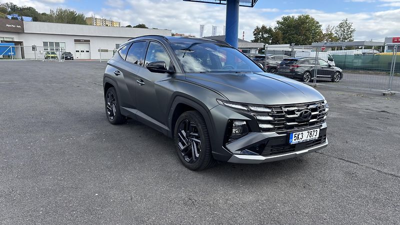 Hyundai Tucson (2025) 1,6 TGDI DCT 20 YEARS - fotka 2 z 12