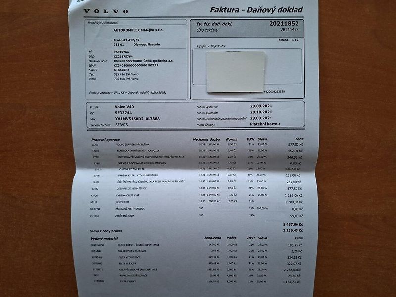 Volvo V40 (2012) 2.0D3 110kW AUT -1.MAJITEL - fotka 36 z 38