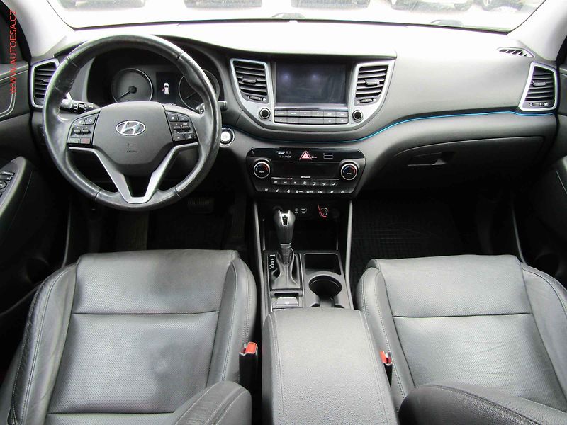 Hyundai Tucson (2017) 2.0CRDi 4x4, ČR, servis - fotka 8 z 17