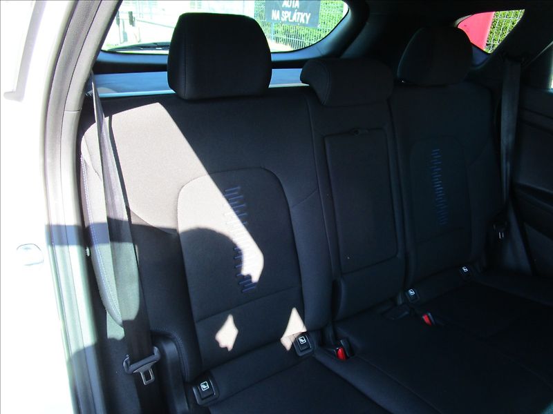 Hyundai Tucson 2.0CRDi 4WD, automat - fotka 30 z 47