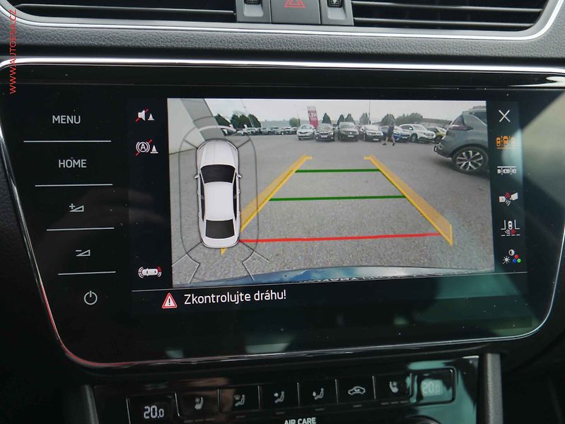 Škoda Superb (2017) 2.0 TSI 4x4, ČR, L&K, DSG - fotka 13 z 23