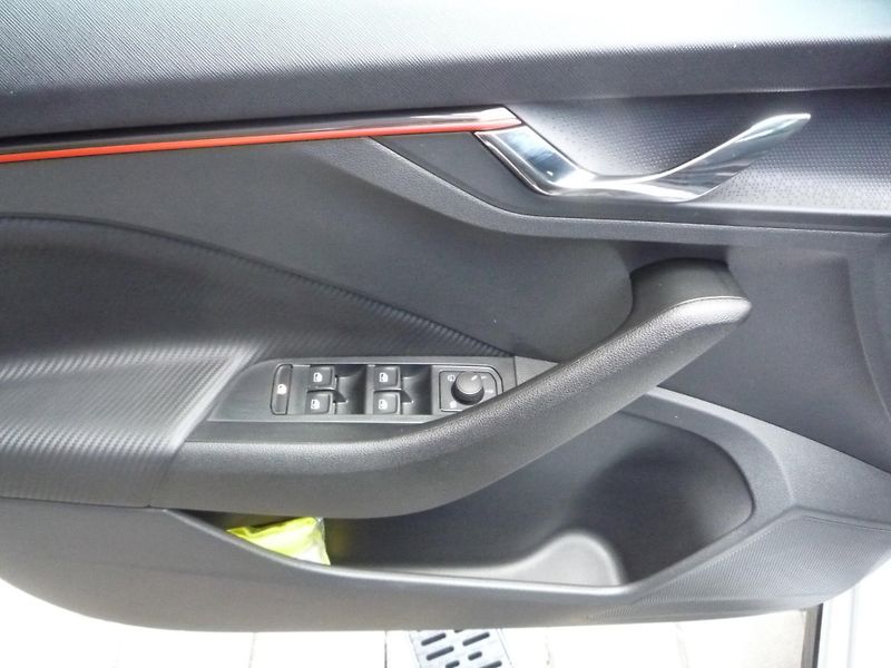 Škoda Scala (2025) 1,5TSi 110kW DSG MONTE CARLO - fotka 6 z 26