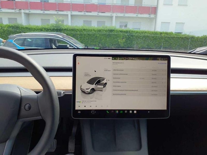 Tesla Model Y ZAMLUVENO !  TZ 94% - fotka 3 z 8