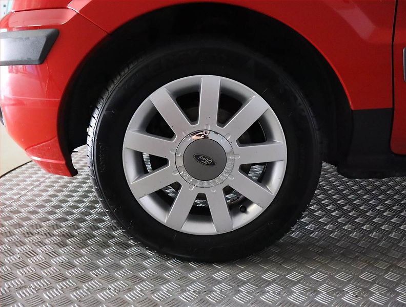 Ford Fusion (2008) 1.4, po STK, plně pojízdný - fotka 14 z 16