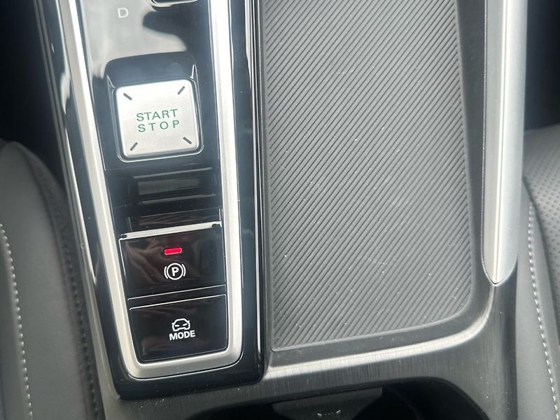 MG ZS (2025) 1,5 Hybrid+ Exclusive - fotka 20 z 22