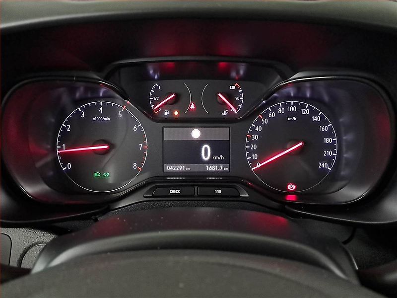 Opel Combo (2024) Edition 1.5 CDTI, 5Míst, ČR - fotka 11 z 25