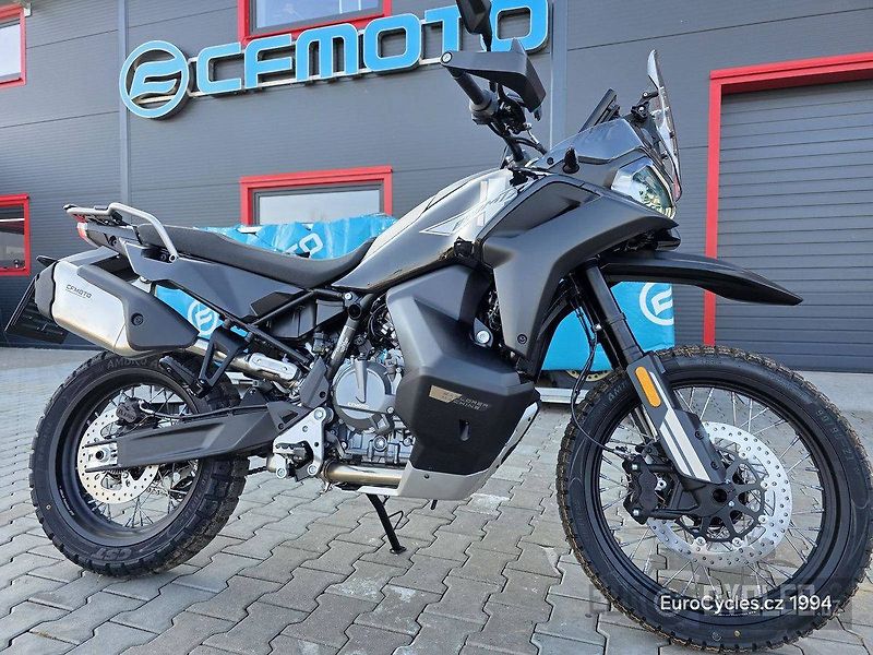 CFMOTO 800 MT (2026) X Akce - fotka 34 z 34