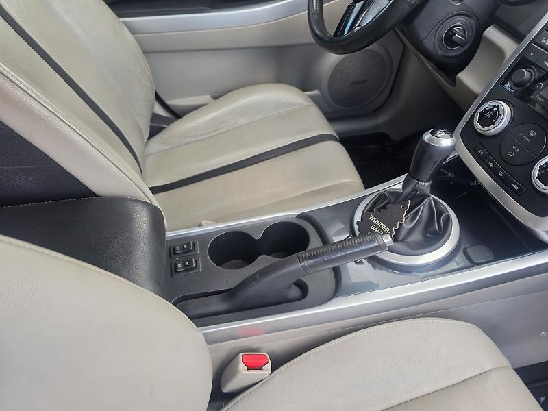 Mazda CX-7 2.3i 191kw Bose Xenon  - fotka 14 z 29