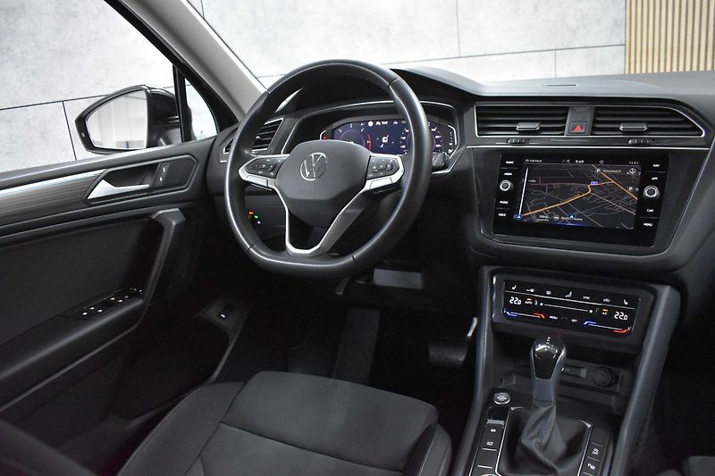 Volkswagen Tiguan Allspace 2.0 TDI 4x4*DSG*TAŽNÉ*DPH*ČR 1 - fotka 9 z 49