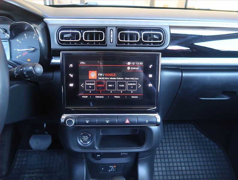 Citroën C3 (2021) Shine 1.2 PureTech, Automat - fotka 12 z 20