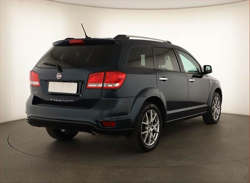 Fiat Freemont (2015) 2.0 MultiJet, 4X4, Automat - fotka 5 z 16