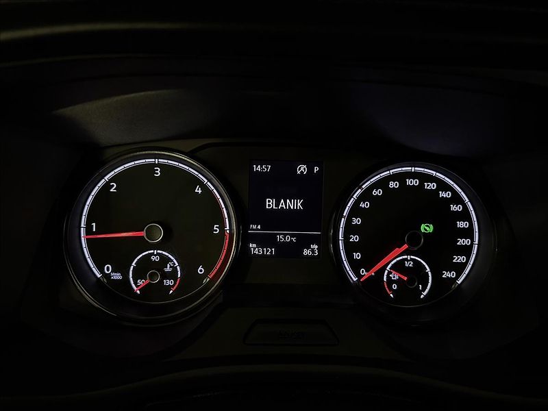 Volkswagen Transporter 2.0TDI 110kW DSG KOMBI 1M - fotka 17 z 39