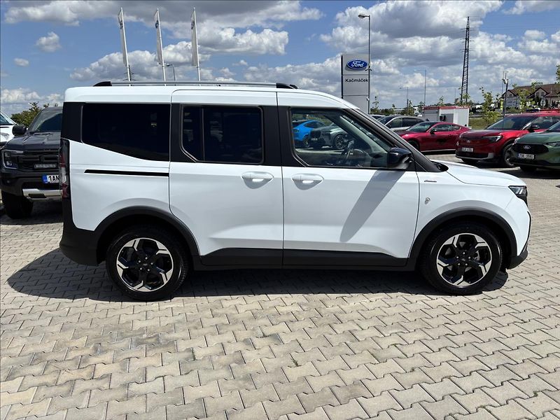 Ford Tourneo Courier 1,0 EcoBoost 91 kW Actice AUT - fotka 6 z 44