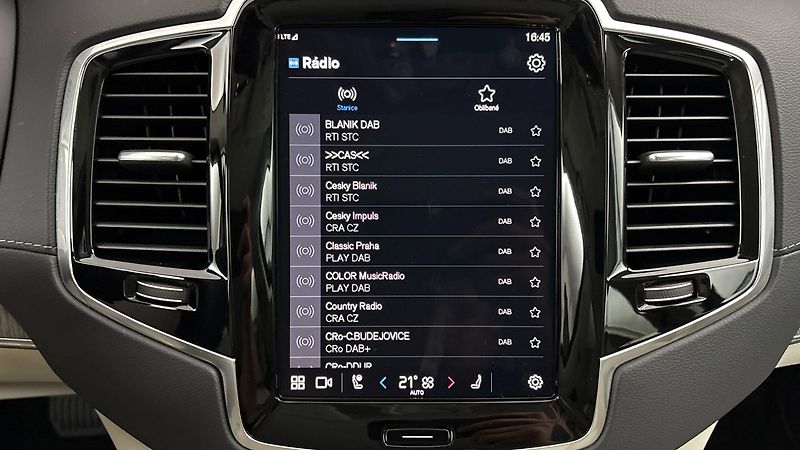 Volvo XC90 2.0 B5 AUT AWD Plus Bright - fotka 11 z 30