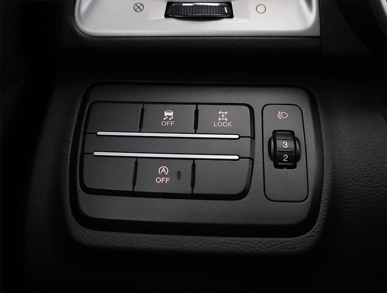 SsangYong Tivoli (2019) 1.6 e-XDi, 4X4, Serv.kniha - fotka 12 z 17