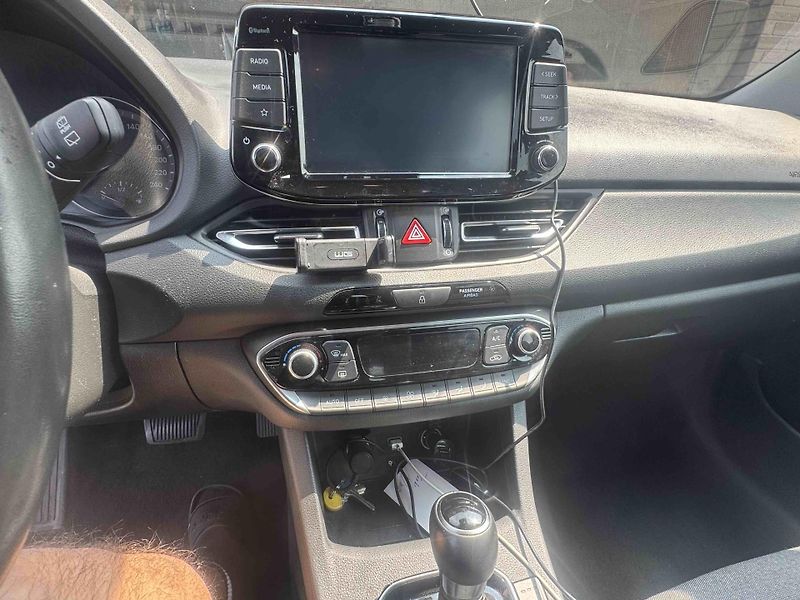 Hyundai i30 (2021) Hyundai i30 1,0 -kombi-automat - fotka 10 z 10
