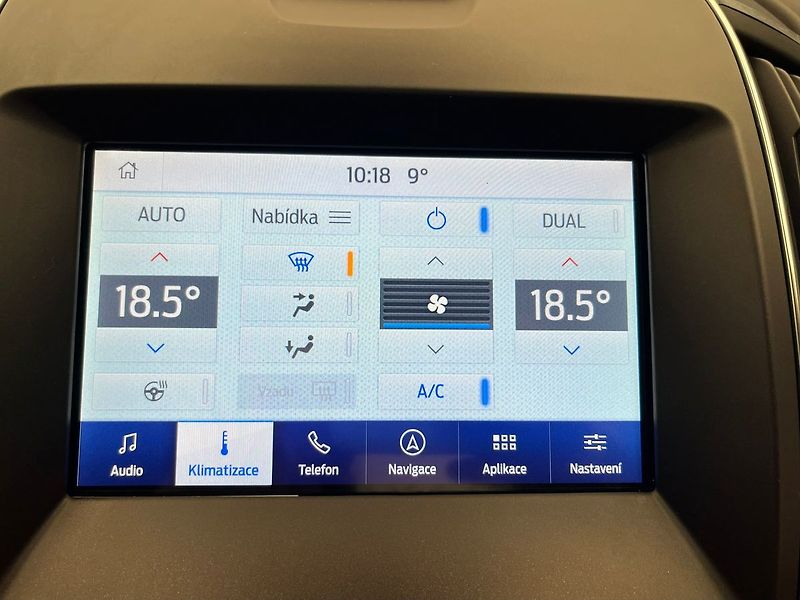 Ford S-MAX 2,5 FHEV Vignale 140KW  7 míst - fotka 20 z 57