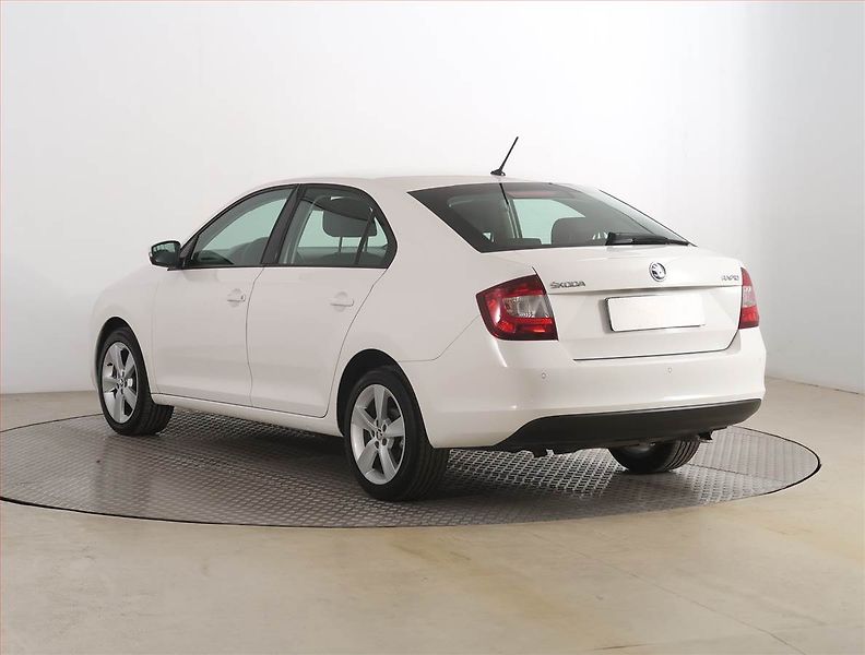 Škoda Rapid (2017) Ambition 1.4 TDI, Serv.kniha - fotka 4 z 18