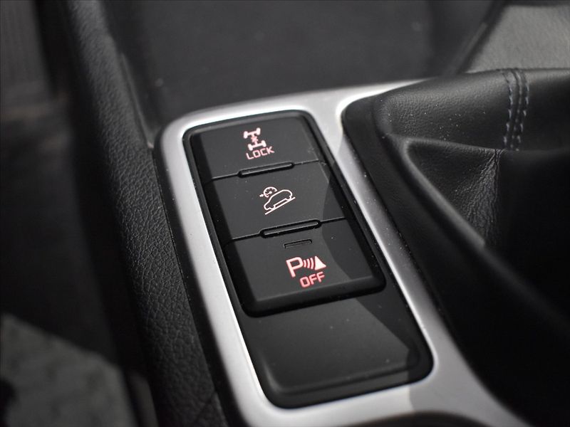 Kia Sportage 2,0 CRDI Kamera,výhřevy - fotka 18 z 22