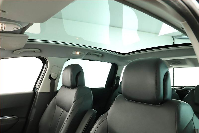 Peugeot 5008 (2011) 2.0 HDI, Automat, Xenony - fotka 13 z 19