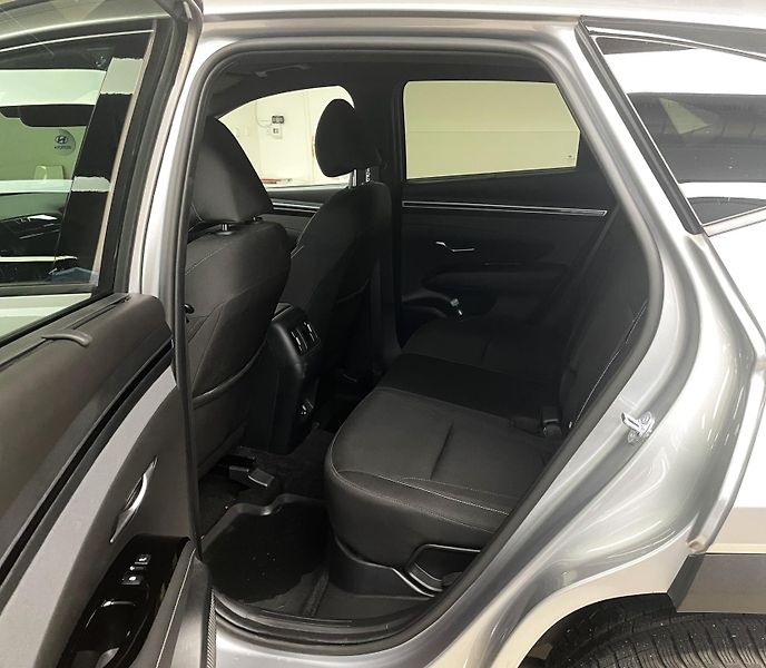 Hyundai Tucson 1.6 TGDi Freedom HEV, 132 kW - fotka 12 z 32