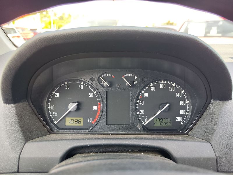 Škoda Fabia 1.2i/40kW Classic - fotka 13 z 21