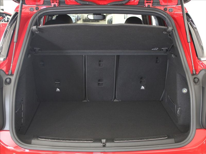 Mini Countryman 1,5 Turbo JCW-Paket 15tkm! ČR - fotka 28 z 30