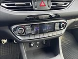 Hyundai i30 1,5 TGDi N-Line TOP STAV TAŽNÉ - náhled 27