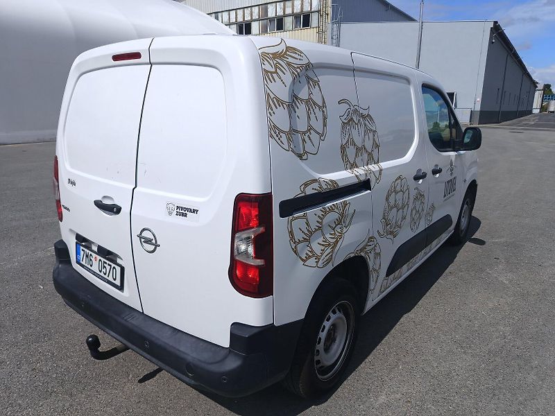 Opel Combo 1.5 CDTi - fotka 6 z 32